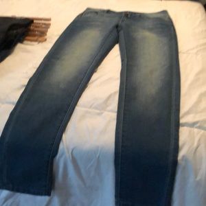 Stretchy jean for casual dress